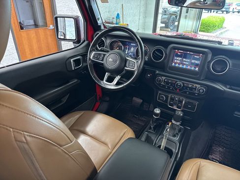 Used 2021 Jeep Wrangler Unlimited Sahara w/ LED Lighting Group AWD/4WD image 48