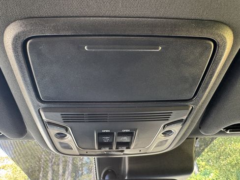 Used 2024 Honda Ridgeline Black Edition image 42