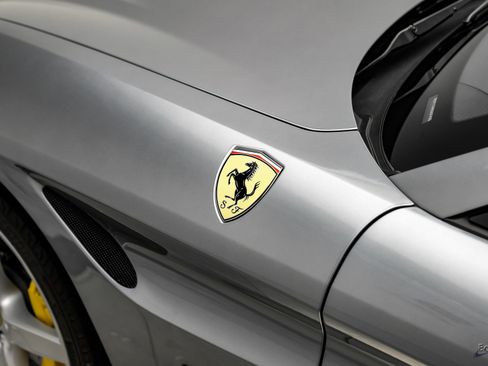 Used 2016 Ferrari California T image 34