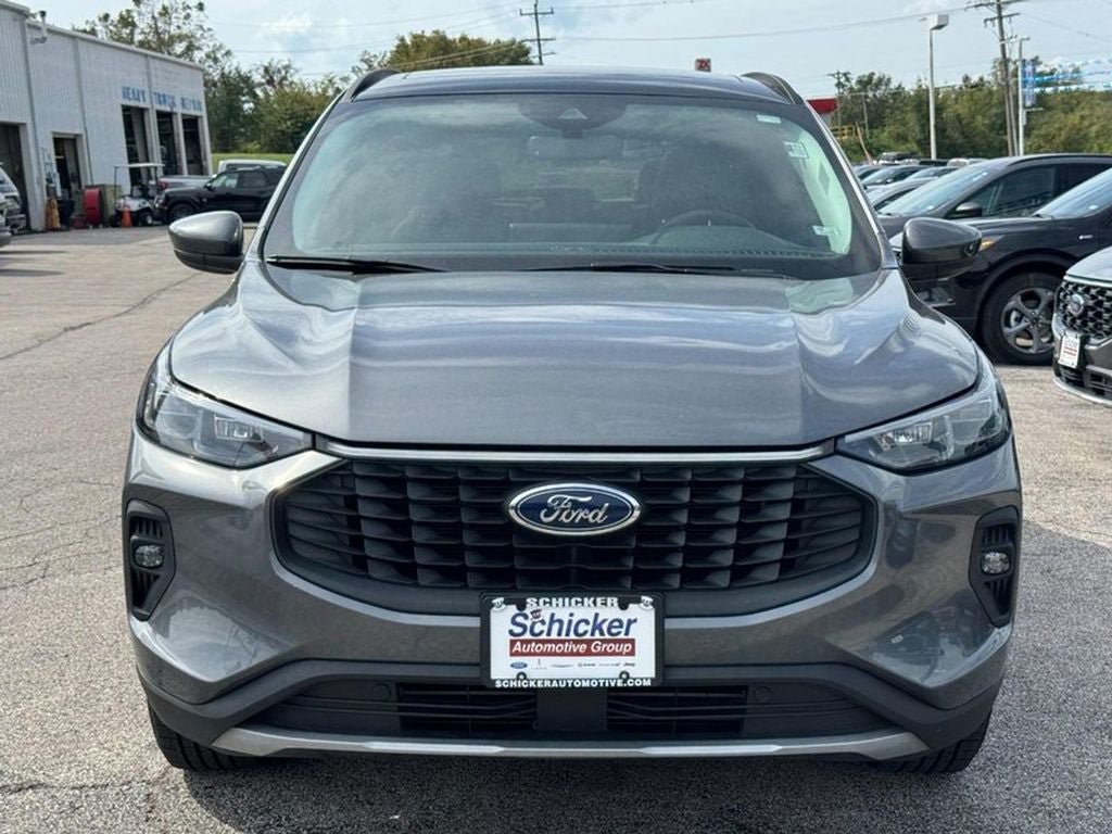 Used 2025 Ford Escape Platinum AWD/4WD image 9
