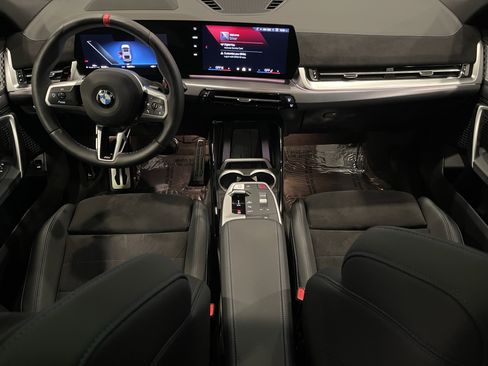 Used 2025 BMW X2 M35i AWD/4WD image 16