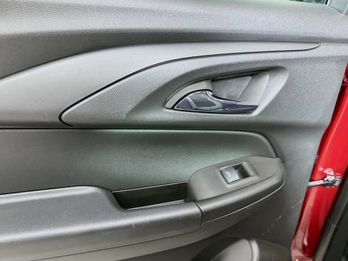 Used 2023 Chevrolet TrailBlazer LT w/ Convenience Package image 16