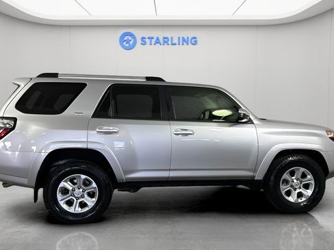 Used 2020 Toyota 4Runner SR5 image 11