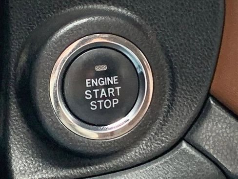 Used 2020 Subaru Outback Touring XT image 16