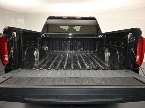 Certified 2025 GMC Sierra 1500 SLT AWD/4WD image 25