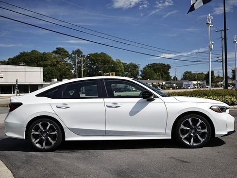 New 2026 Honda Civic FWD Hybrid Sedan image 15