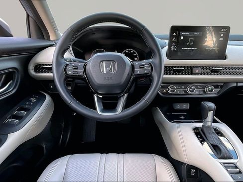 Used 2026 Honda HR-V EX-L image 9