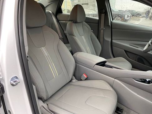 New 2026 Hyundai Elantra Sport FWD image 30