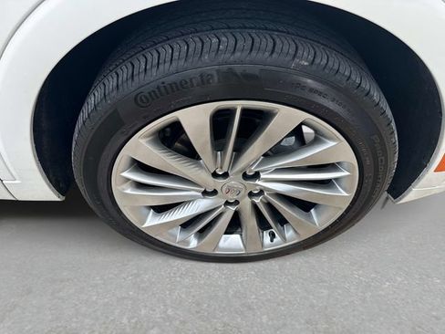 Used 2024 Buick Envision Avenir AWD/4WD image 10