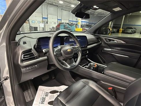 Certified 2024 Chevrolet Traverse LT w/ Trailering Package image 10