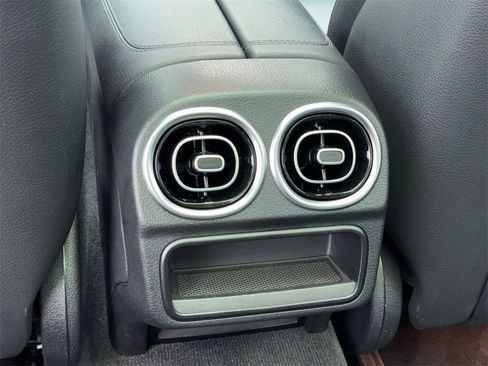 Used 2024 Mercedes-Benz C 300 Sedan image 46