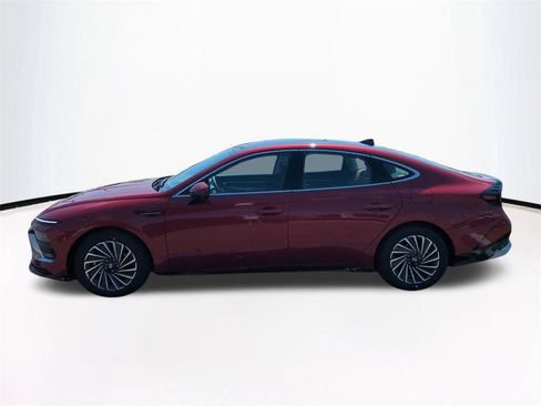 New 2026 Hyundai Sonata Limited FWD image 8