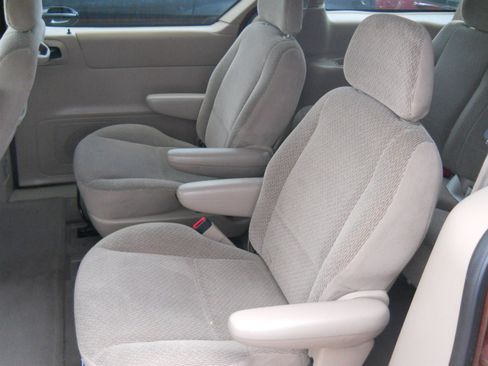 Used 2000 Ford Windstar SE FWD image 6