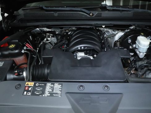 Used 2016 Chevrolet Silverado 1500 LTZ w/ LTZ Plus Package AWD/4WD image 35