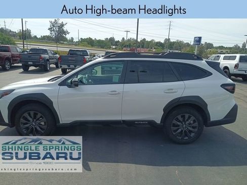 Certified 2025 Subaru Outback Onyx Edition image 6