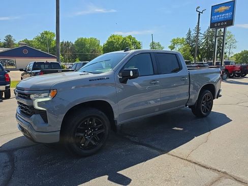 Certified 2024 Chevrolet Silverado 1500 RST w/ Convenience Package II AWD/4WD image 3
