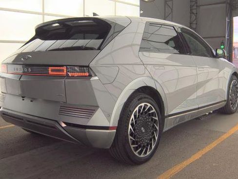 Used 2024 Hyundai Ioniq 5 Limited image 5