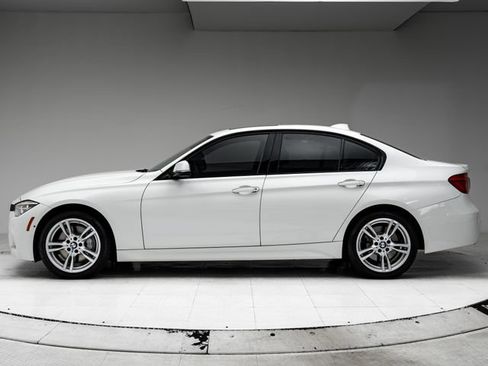 Used 2016 BMW 328i xDrive Sedan AWD/4WD image 2