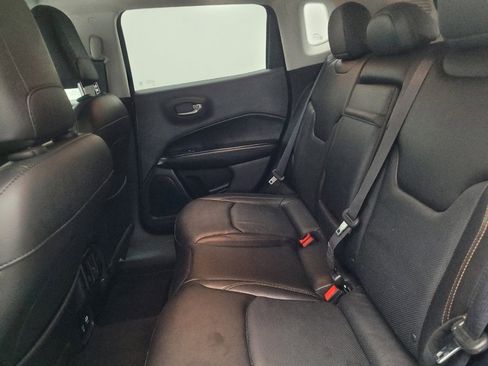 Used 2018 Jeep Compass Limited w/ Navigation Group image 18