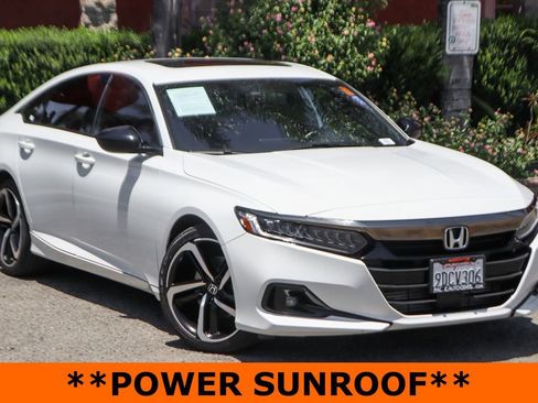 Used 2022 Honda Accord Sport image 2