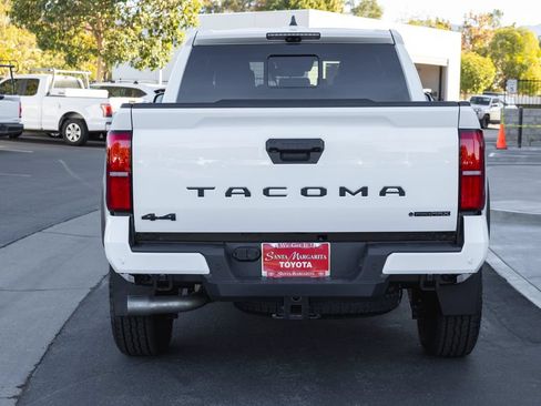 New 2026 Toyota Tacoma TRD Off-Road AWD/4WD image 5