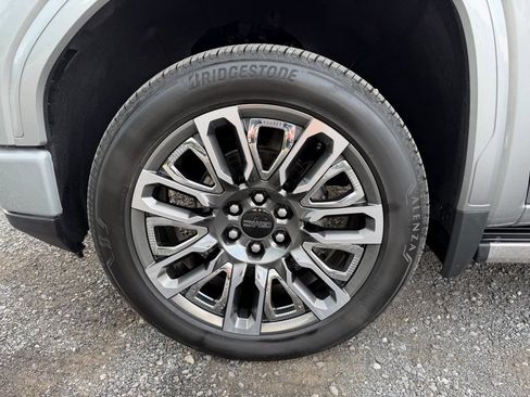 Used 2025 GMC Sierra 1500 Denali Ultimate AWD/4WD image 15