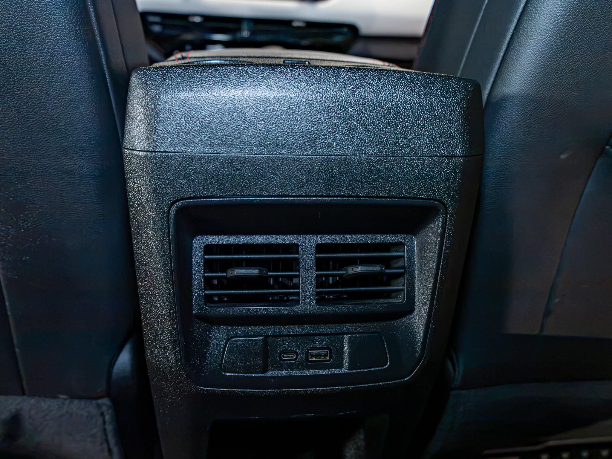 Used 2025 GMC Canyon AT4 w/ AT4X Package AWD/4WD image 26