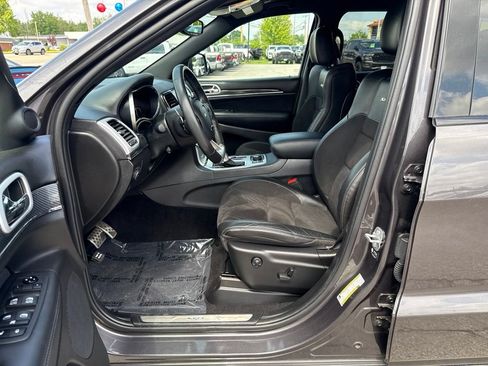 Used 2021 Jeep Grand Cherokee SRT AWD/4WD image 17