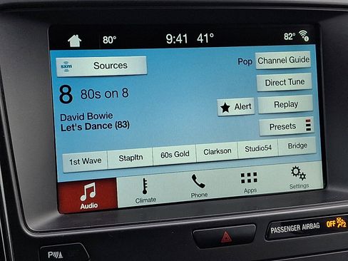 Used 2018 Ford Explorer XLT w/ Equipment Group 202A image 18