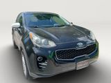 Used 2017 Kia Sportage LX image 2