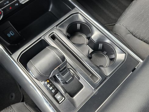 Used 2022 Ford F150 XLT w/ Equipment Group 302A High image 15