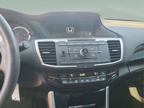 Used 2017 Honda Accord LX image 12