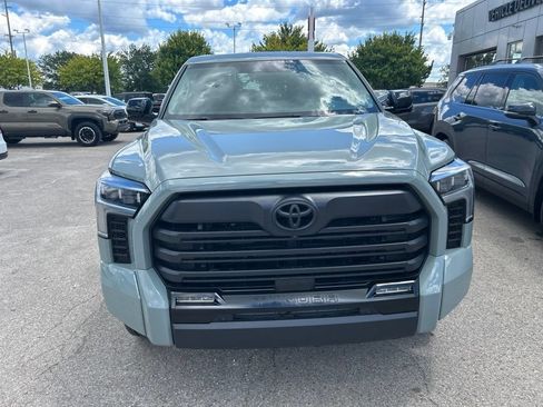 Used 2024 Toyota Tundra Limited AWD/4WD image 3