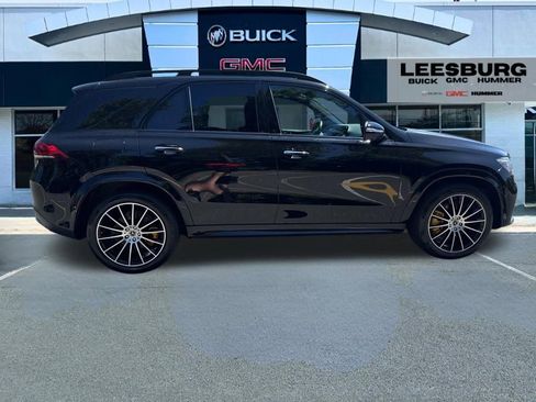 Used 2023 Mercedes-Benz GLE 450 4MATIC w/ AMG Line Exterior image 8