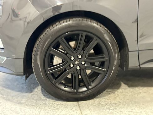 Used 2021 Ford Edge ST-Line AWD/4WD image 11