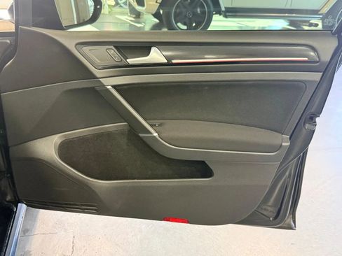 Used 2017 Volkswagen GTI S image 32