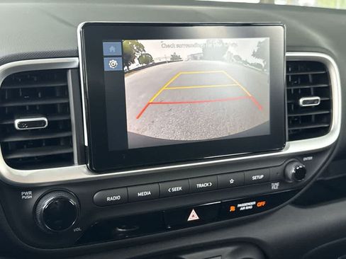 New 2026 Hyundai Venue SEL FWD image 19