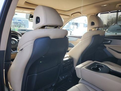 Used 2024 Acura MDX FWD w/ Technology Package image 12