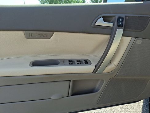 Used 2011 Volvo C70 T5 FWD image 12