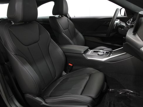 Certified 2025 BMW 230i xDrive 230i xDrive w/ Convenience Package image 17