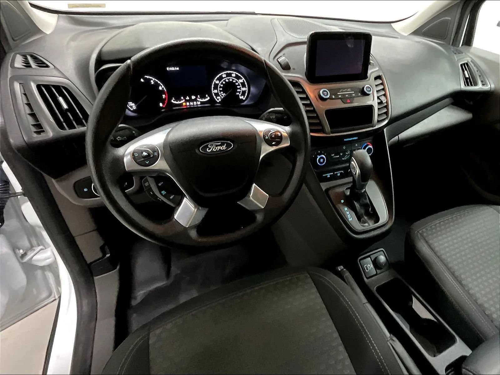 Used 2022 Ford Transit Connect XLT FWD image 2