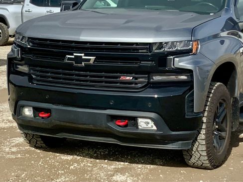 Used 2022 Chevrolet Silverado 1500 LT Trail Boss w/ LT Trail Boss Premium Package image 9