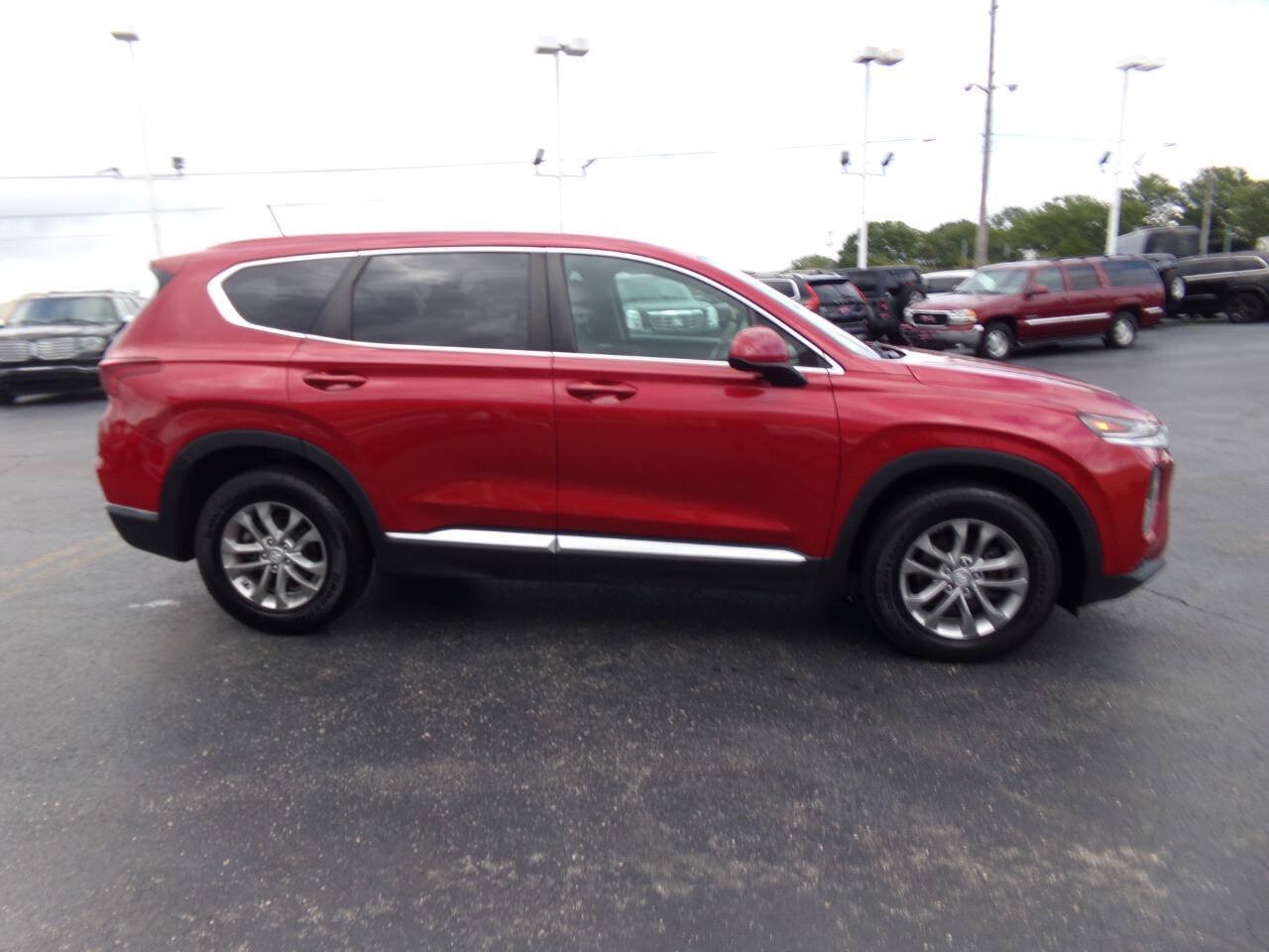 Used 2020 Hyundai Santa Fe SE FWD image 4