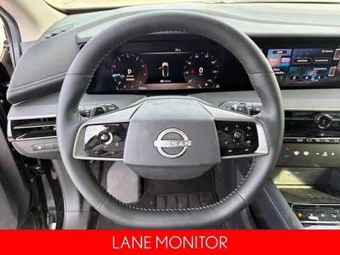 Certified 2025 Nissan Murano SV image 10