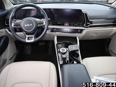 Used 2023 Kia Sportage EX image 13