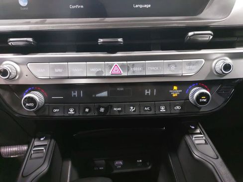 New 2025 Kia Telluride S image 23