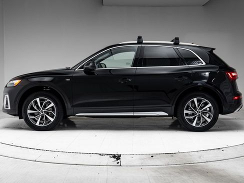 Used 2023 Audi Q5 2.0T Premium w/ Convenience Package AWD/4WD image 2