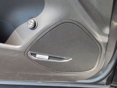 Used 2025 Buick Envision Preferred AWD/4WD image 25