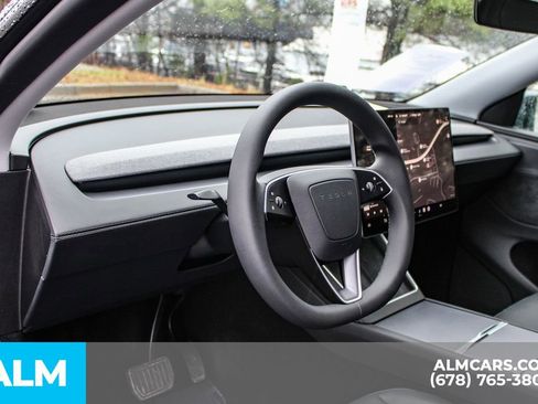 Used 2026 Tesla Model Y Long Range image 28