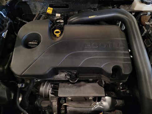 Used 2024 Chevrolet Equinox LT image 30